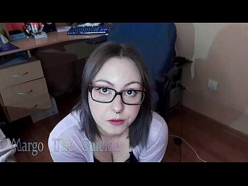 ❤️ Keçika seksî ya bi şûşeyan Dildo bi kûrahî li kamerayê dimije ❤ Super porno li ku.virtsextor.ru